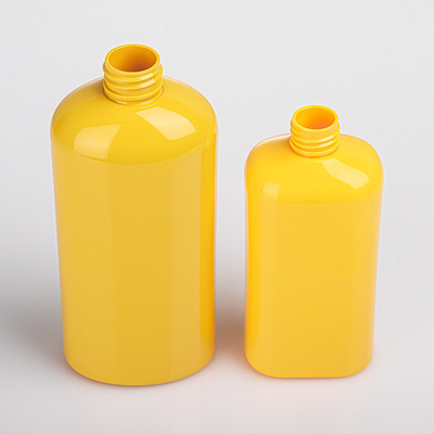 300 ml bottiglie di schiumatura del sapone della bolla del bambino da 500 ml della pulitrice dell'essenza dell'ente su ordinazione giallo nordico di tocco morbido