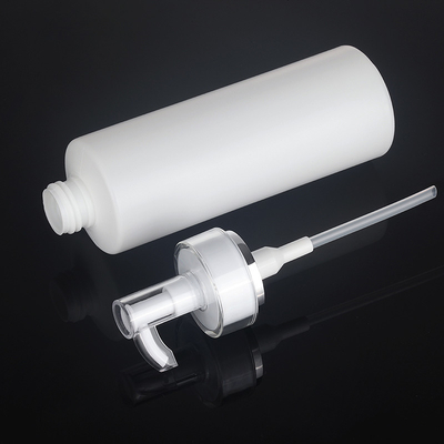 bottiglia cosmetica della lozione del giro bianco del PE 300ml di 143mm per l'imballaggio del gel della doccia