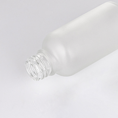 Il contagoccia di Matte White Glass Essential Oil imbottiglia 30ml con il cappuccio d'argento