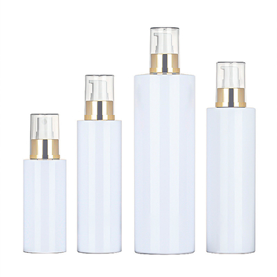 Bottiglia continua d'imballaggio dello spruzzo della cima 250ml dell'oro dell'hotel 500ml della stanza del contenitore dei capelli dell'alcool cosmetico di plastica bianco della foschia