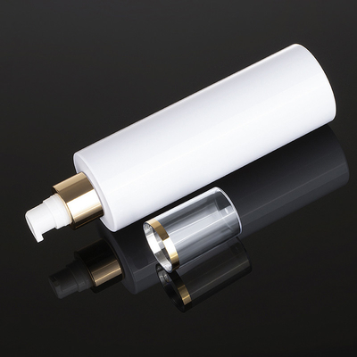 Bottiglia continua d'imballaggio dello spruzzo della cima 250ml dell'oro dell'hotel 500ml della stanza del contenitore dei capelli dell'alcool cosmetico di plastica bianco della foschia